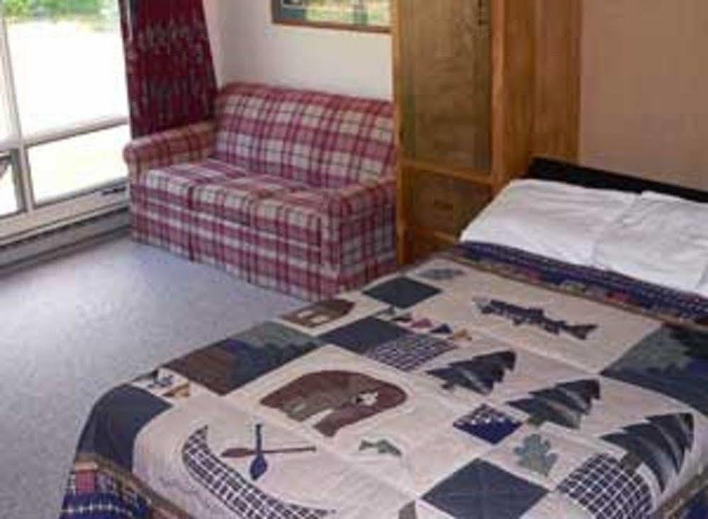 Evergreen Valley Inn Stoneham Luaran gambar